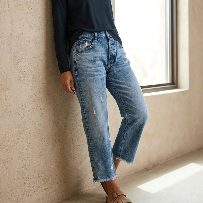 Retro Cropped Straight Leg Jeans